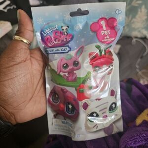 Littlest Pet Shop Surprise Pet Toy - Blind Bag